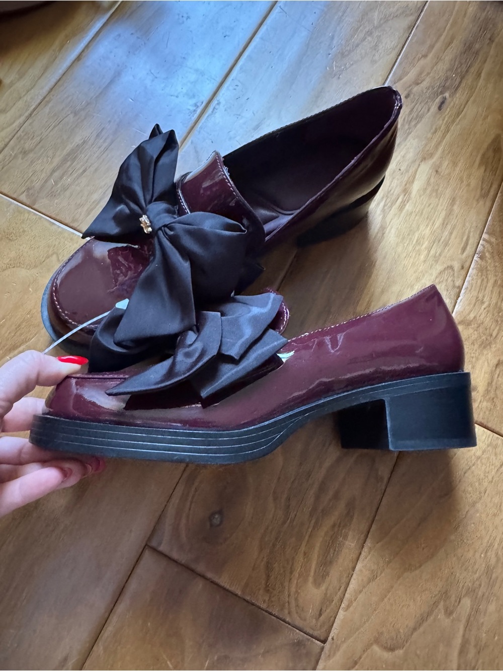 NWT KARL LAGERFELD PARIS Camilia Patent Leather Bow Detail Loafer Pumps Sz 8 - Picture 12 of 14